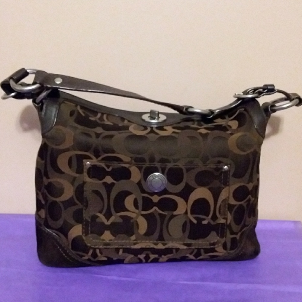 Coach Chelsea Signature